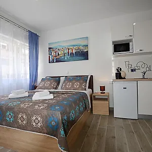 Borna & Roko Free Parking Apartamento Zadar